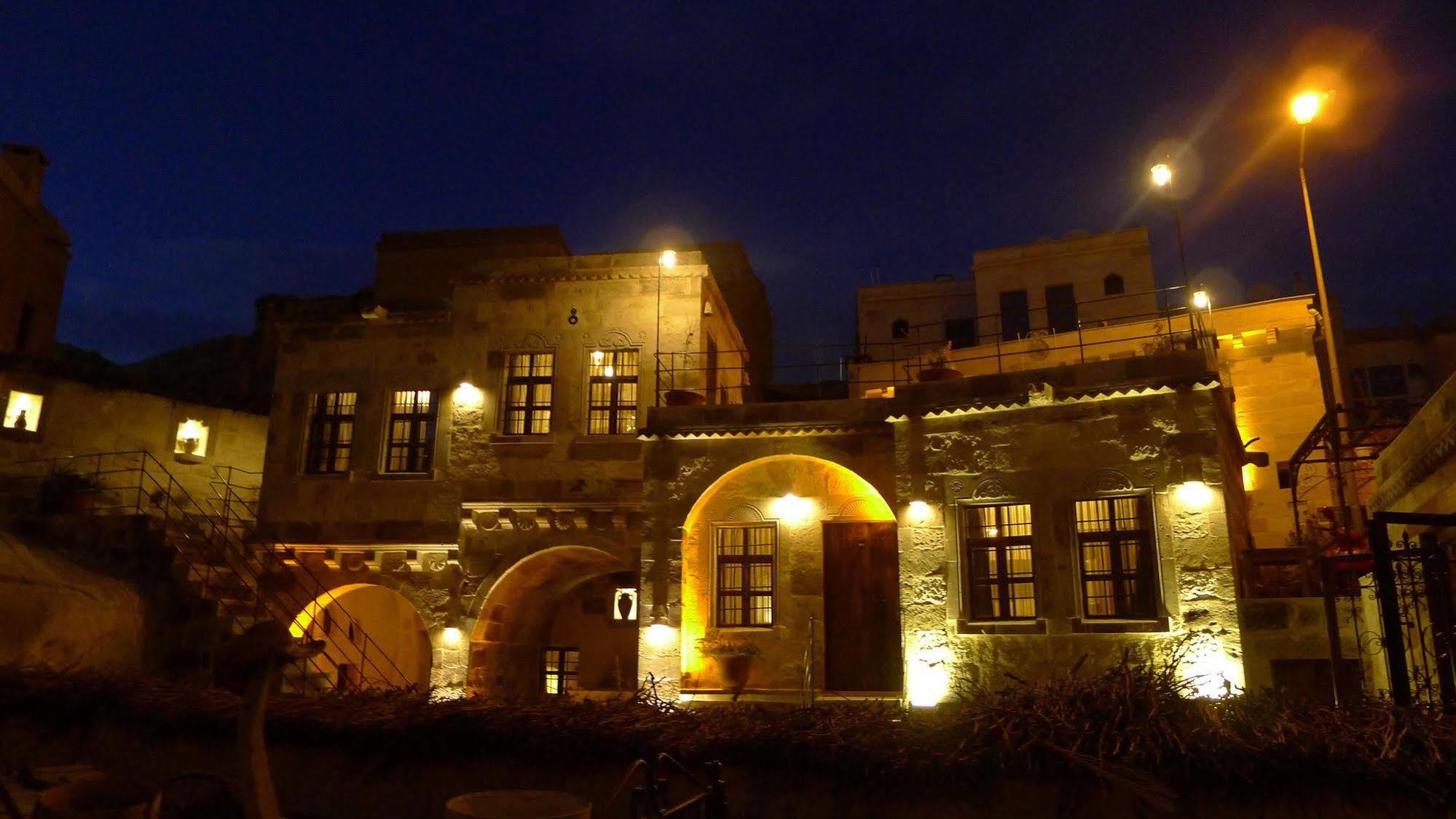 King Cave Hotel By Traveller'S Göreme Exterior photo
